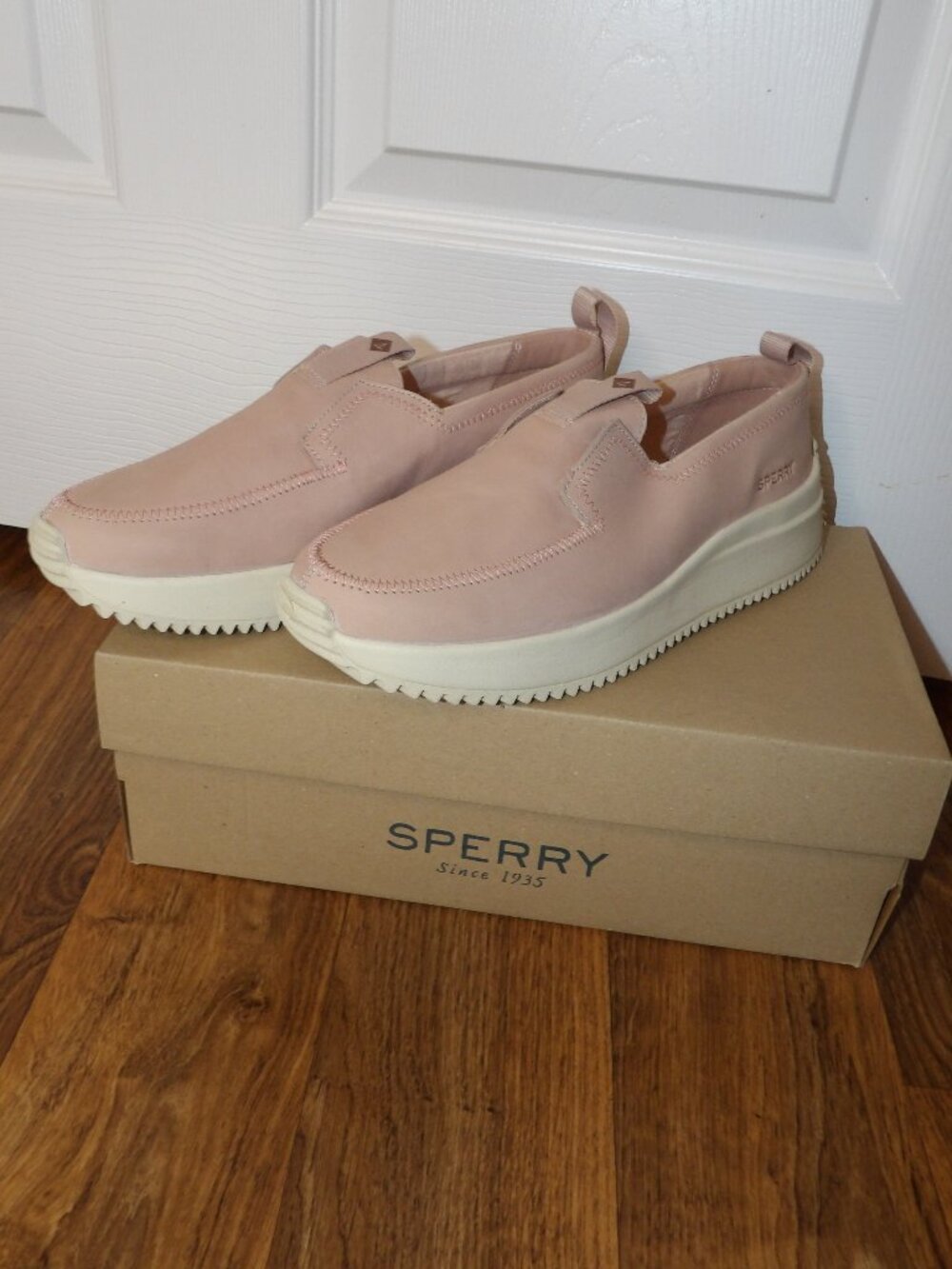 NEW Sperry Top Siders Boat Runner Slip-On Shoes Rose Dust Size 9
